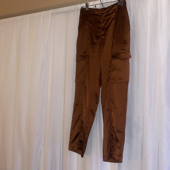 House of Harlow pants - Picture 2 of 5